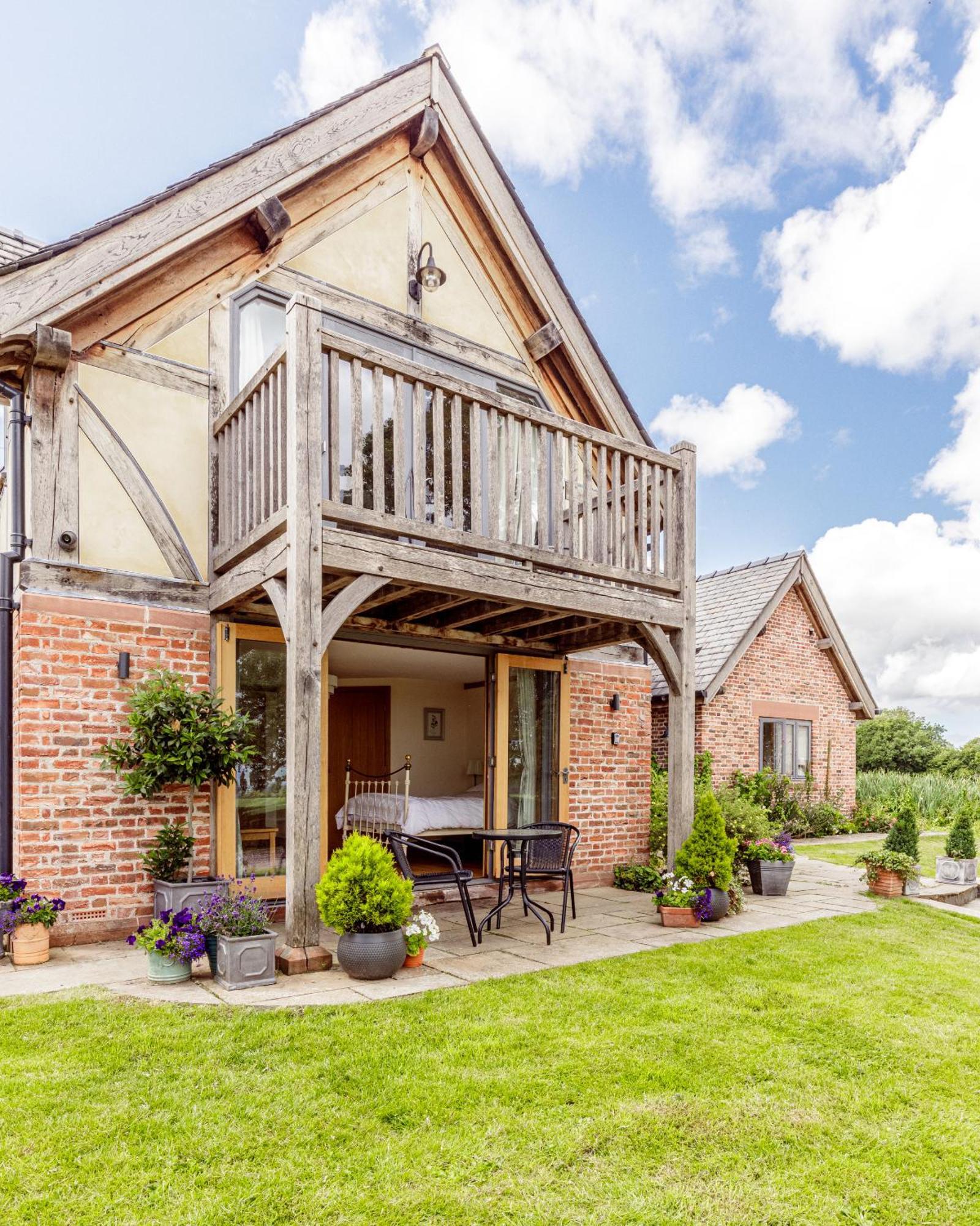 Oak Mead Villa Рексъм Стая снимка