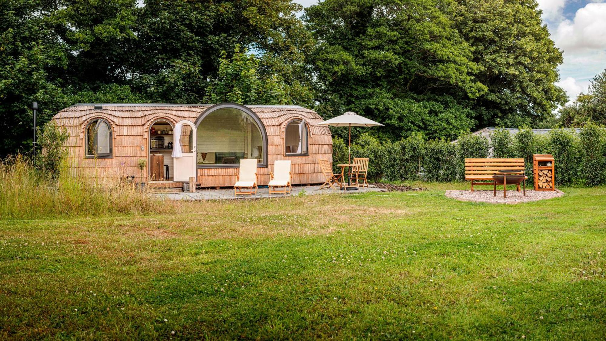 Oak Mead Villa Рексъм Стая снимка